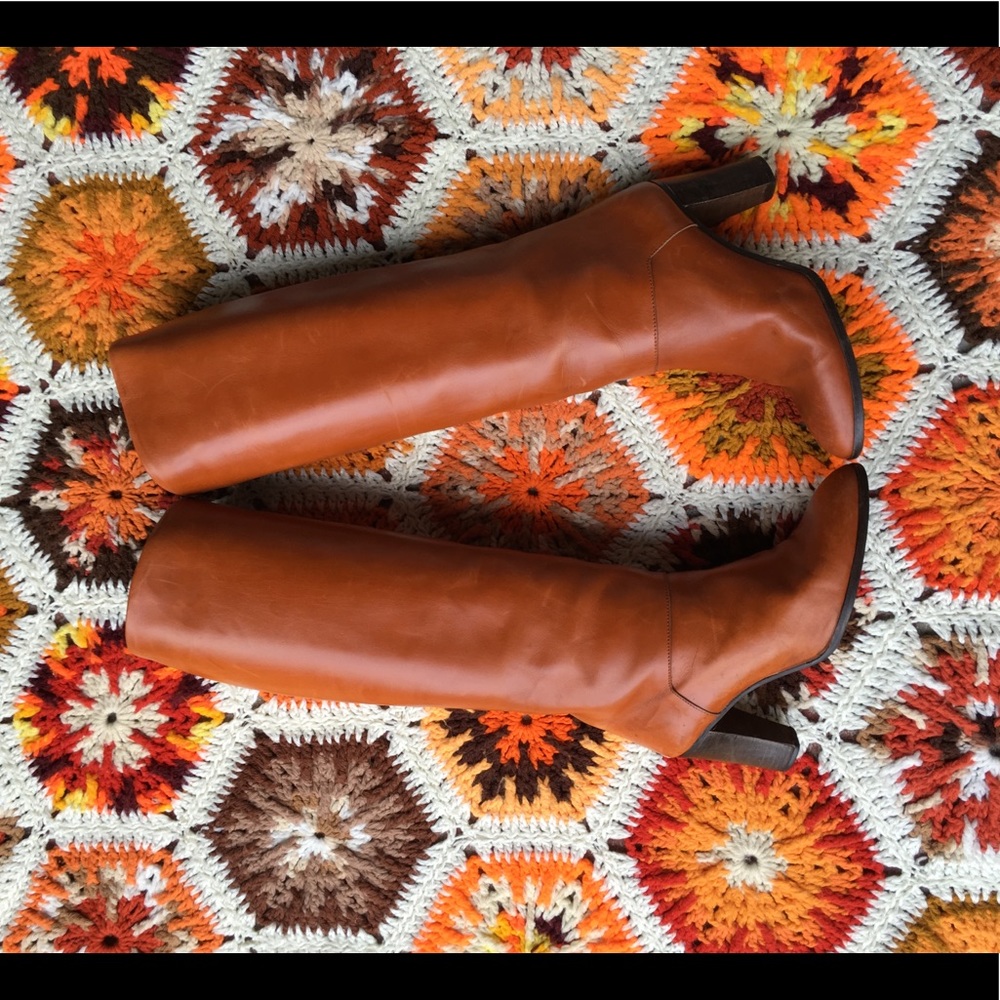 💖VTG 80’s💖knee high heeled boots in cognac💖8 N